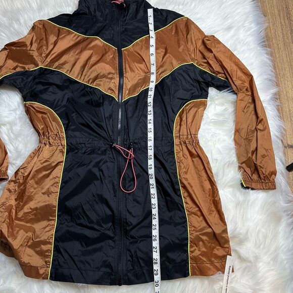 Urban Outfitters Wind Breaker Color Block~Size Small - Picture 4 of 10